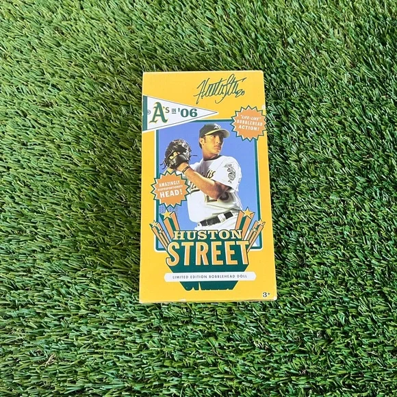 VTG 2006 BD&A Huston Street MLB Oakland Athletics A’s MLB Bobblehead IN BOX - Picture 16 of 16